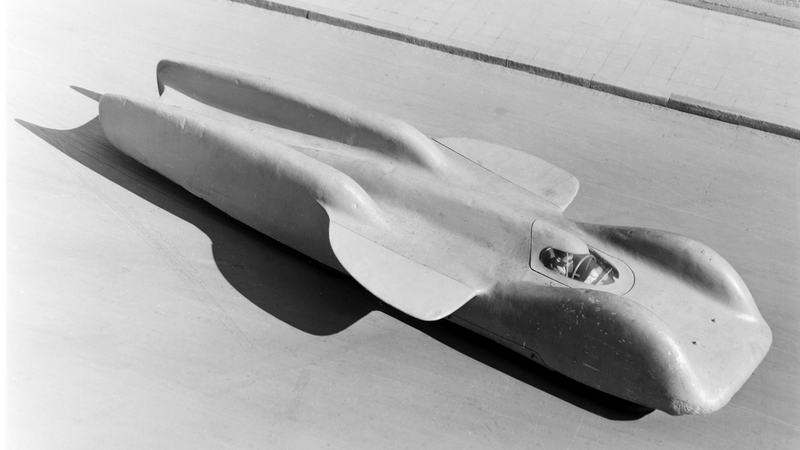 Illustration for article titled The Sleek Streamliners That Broke Records And Served Evil